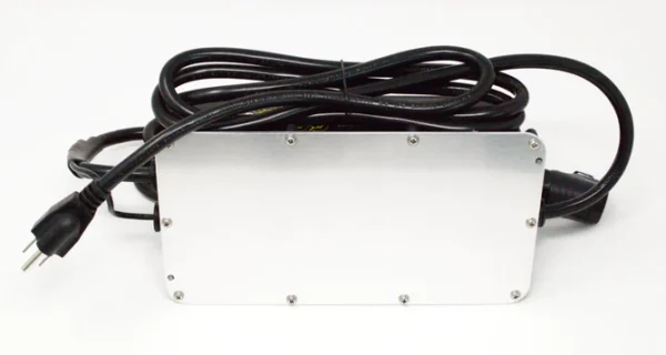 light-bee-charger-10a-304428_669x358.webp